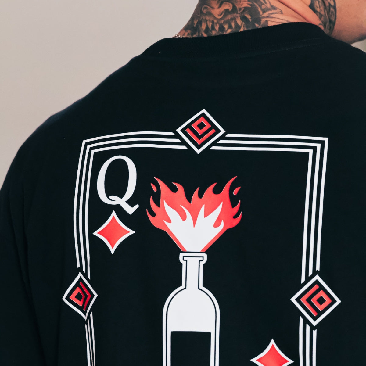 Camiseta Oversized Preta Molotov Quazza Company