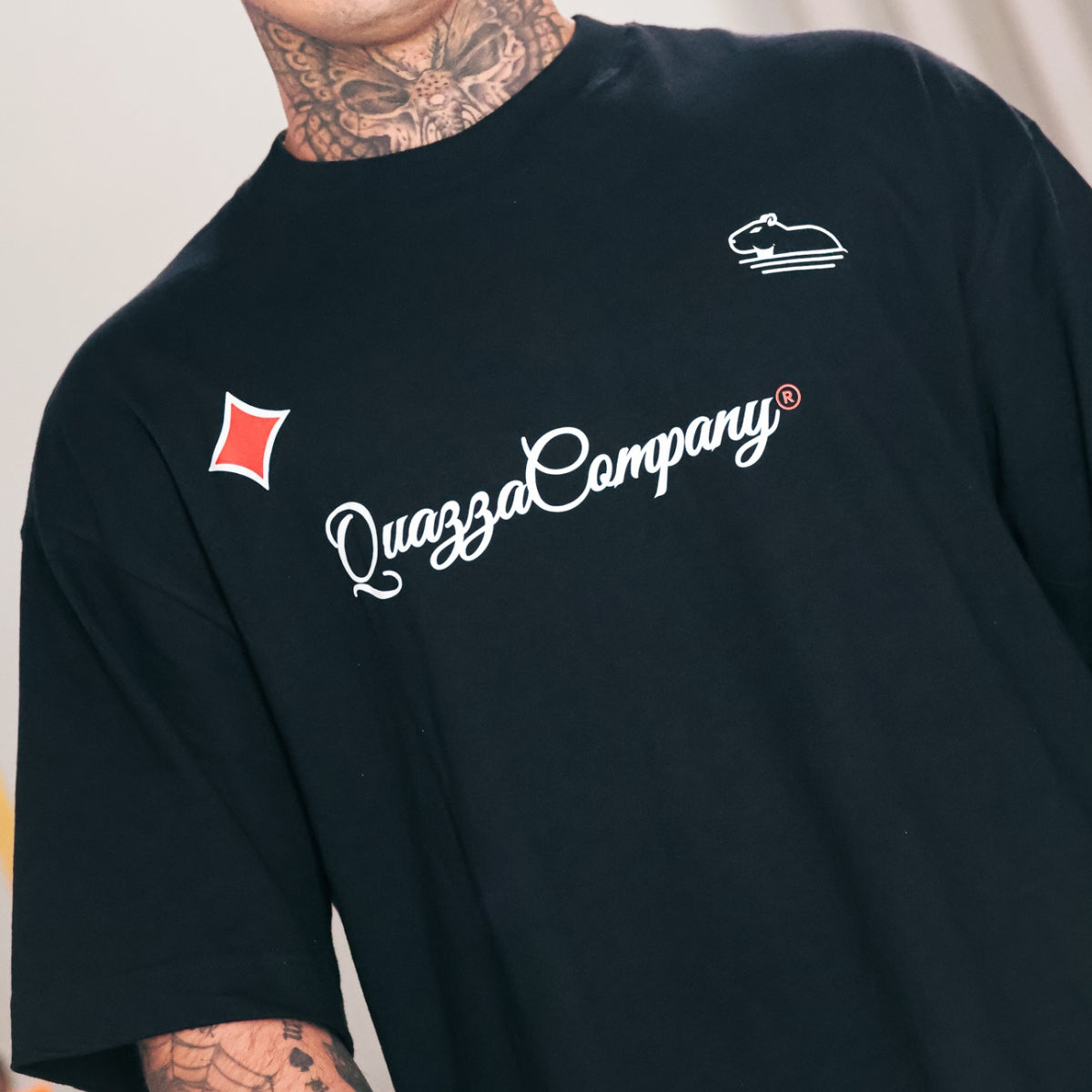 Camiseta Oversized Preta Molotov Quazza Company