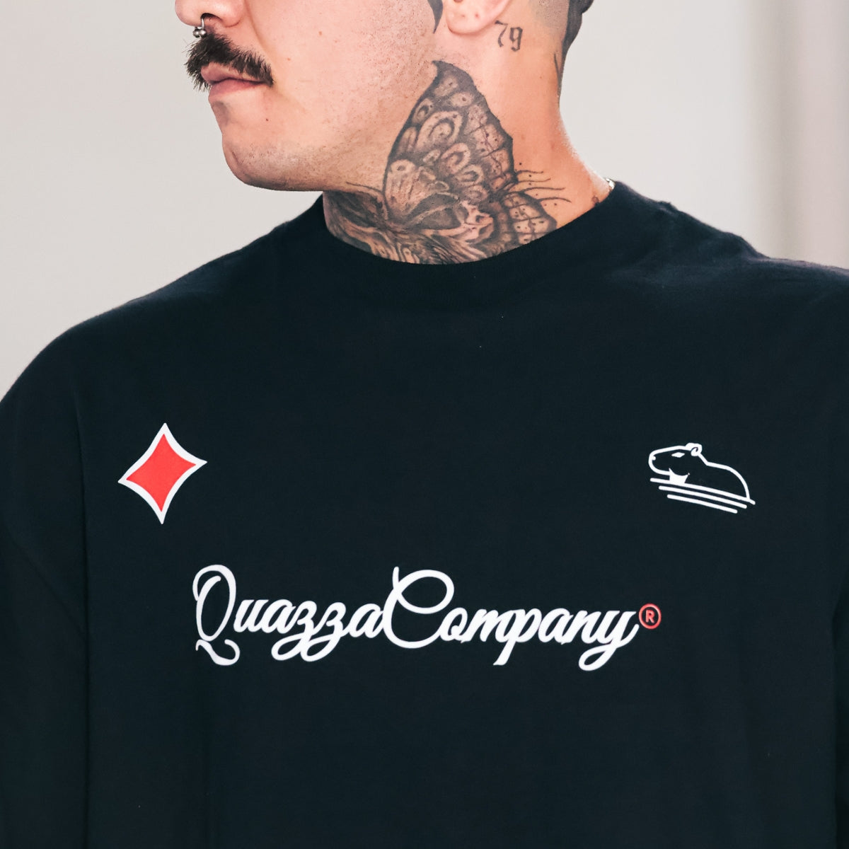 Camiseta Oversized Preta Molotov Quazza Company