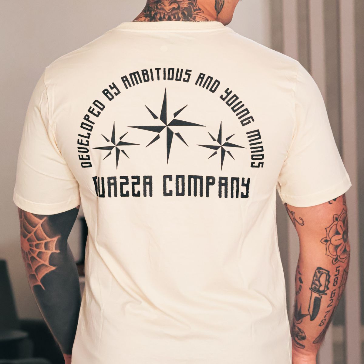 Camiseta Off-White Ambitious