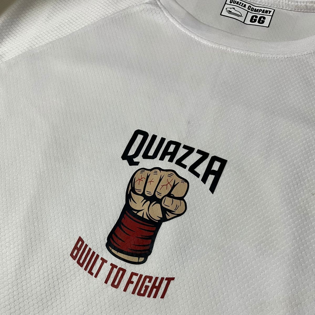 Camiseta DRY-FIT BRANCA Build to Fight PUNCH