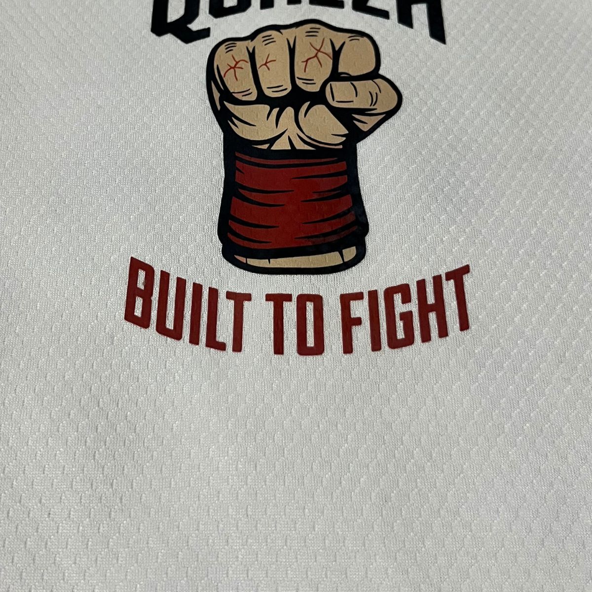 Camiseta DRY-FIT BRANCA Build to Fight PUNCH