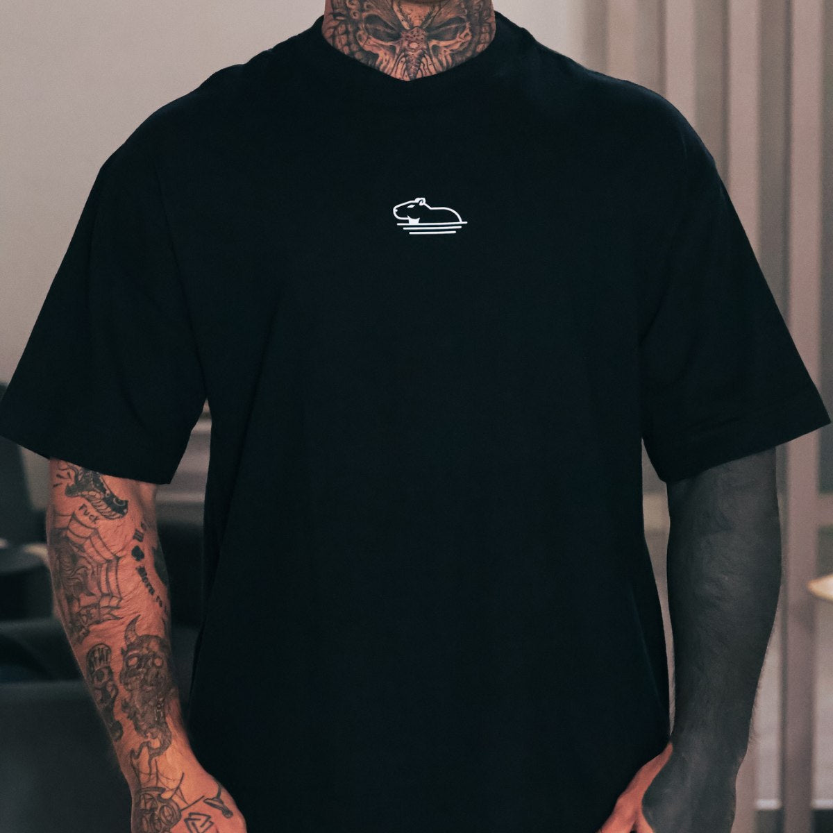 Camiseta Preta Capivara