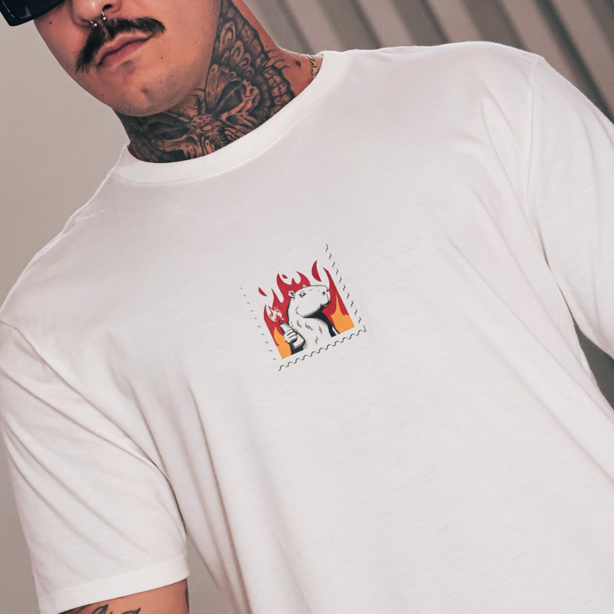 Camiseta Off White Molotov Quazza®