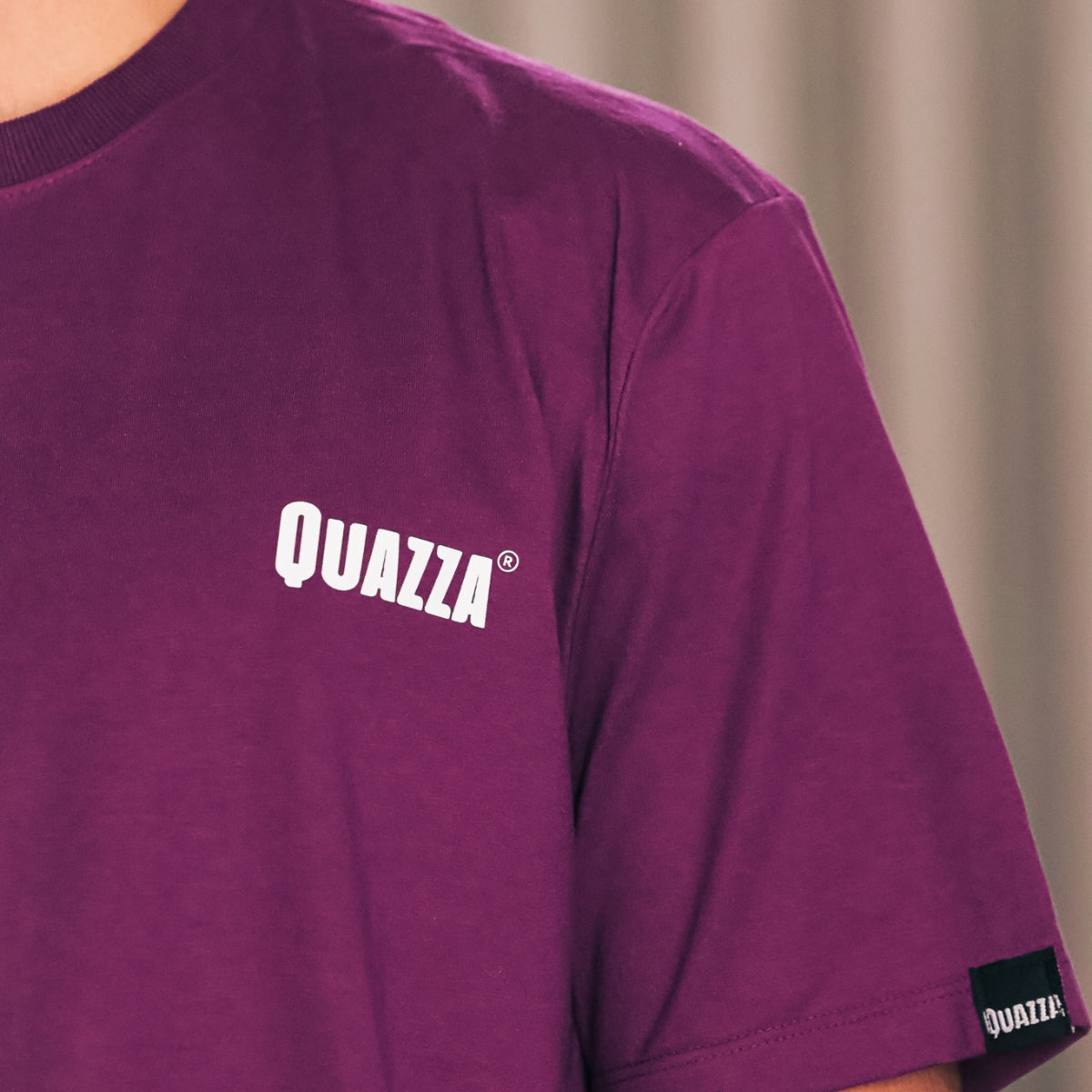 Camiseta Roxa Clássica Quazza