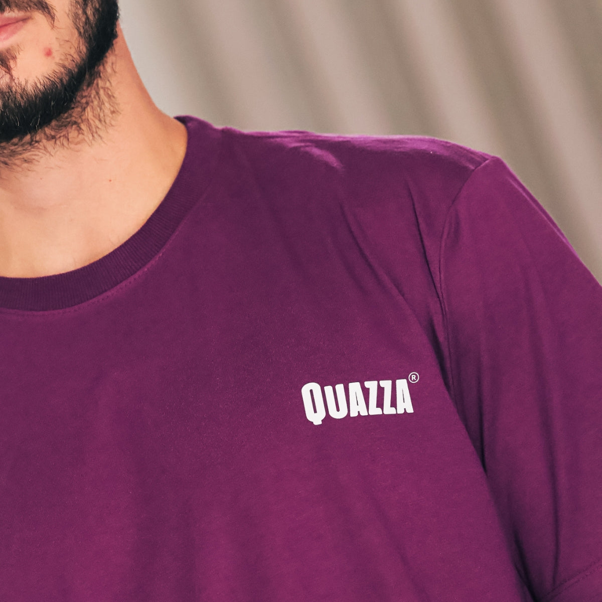 Camiseta Roxa Clássica Quazza