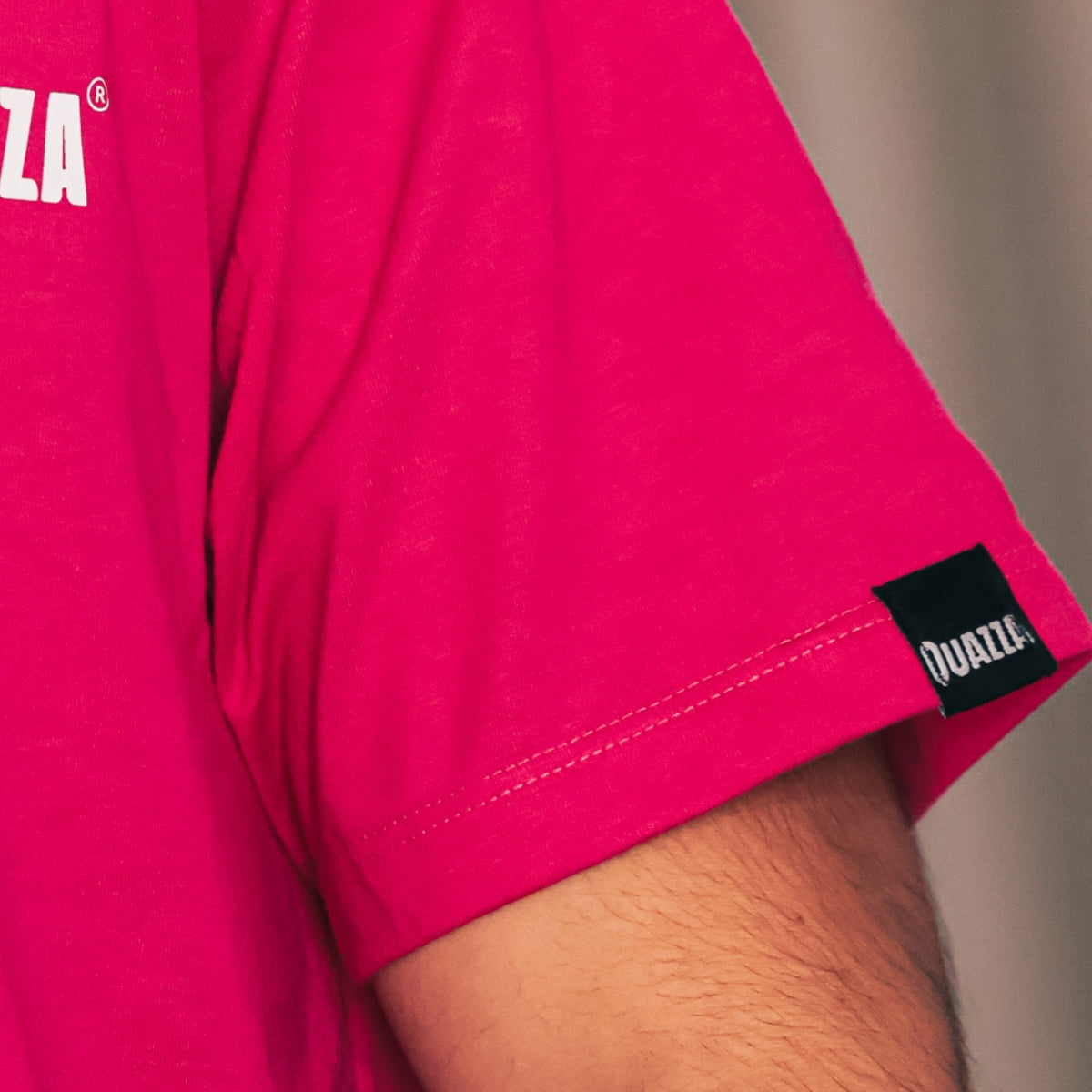 Camiseta Rosa Clássica Quazza