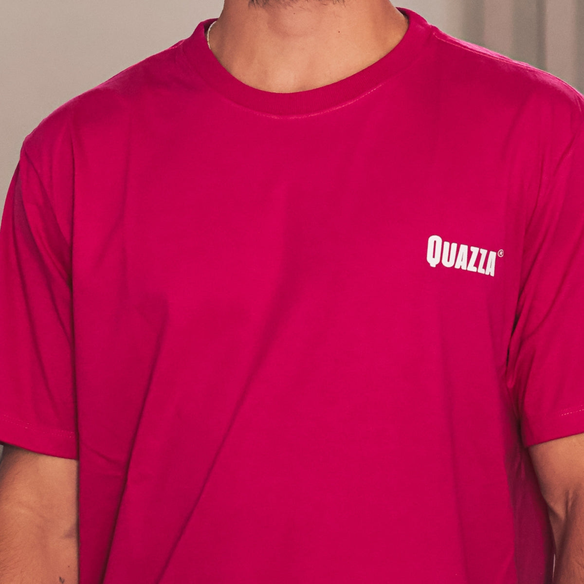 Camiseta Rosa Clássica Quazza