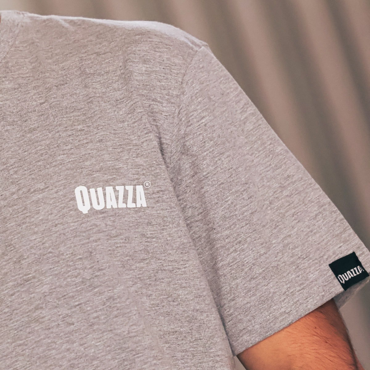 Camiseta Cinza Clássica Quazza