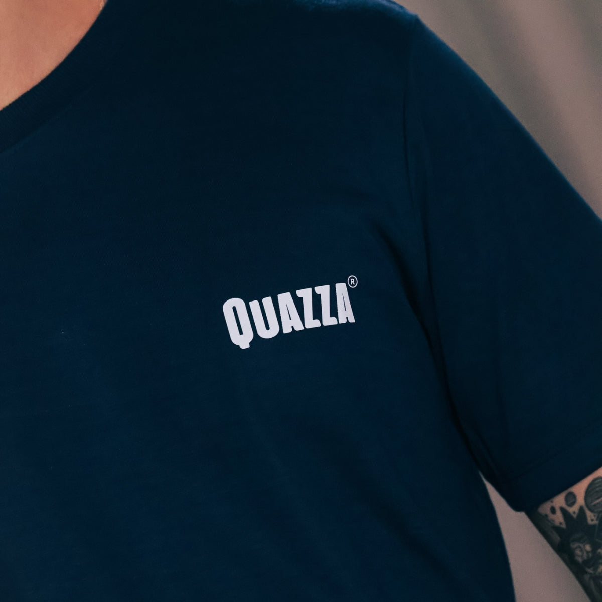 Camiseta Azul Marinho Clássica Quazza