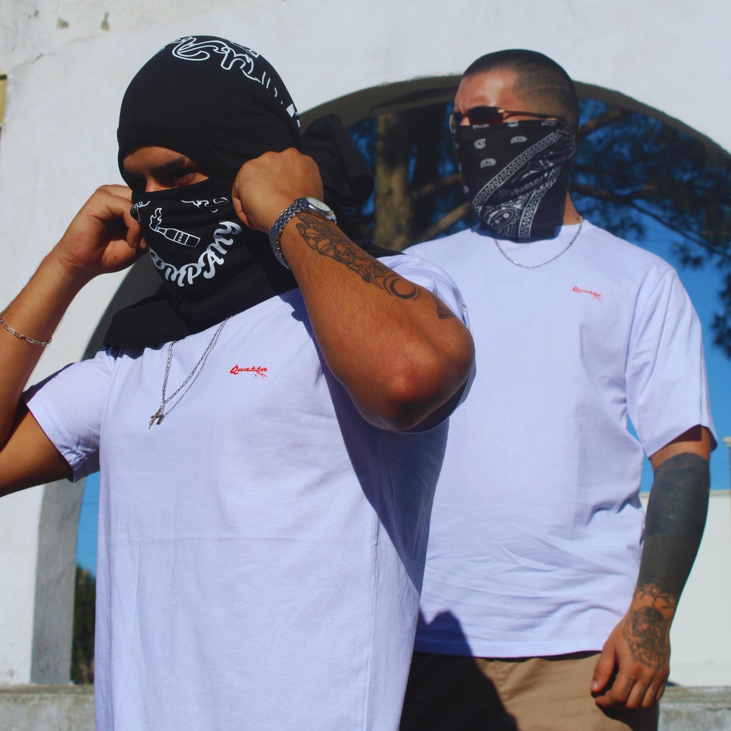 Camiseta Branca Molotov 1