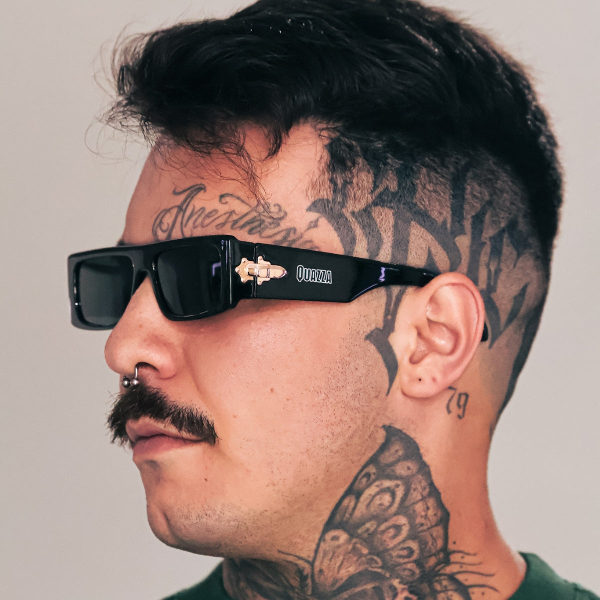Óculos de Sol Preto Quazza (Lentes UV400)