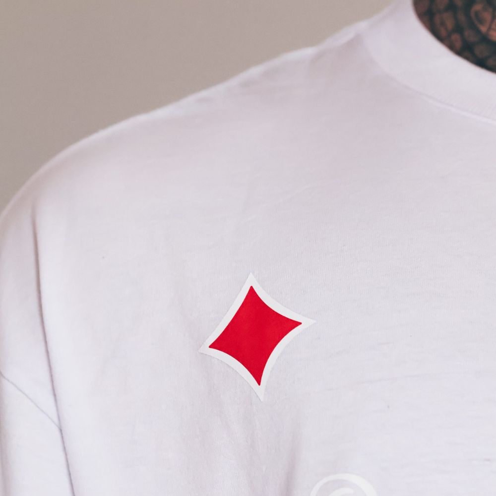 Camiseta Oversized Branca Quazza Company