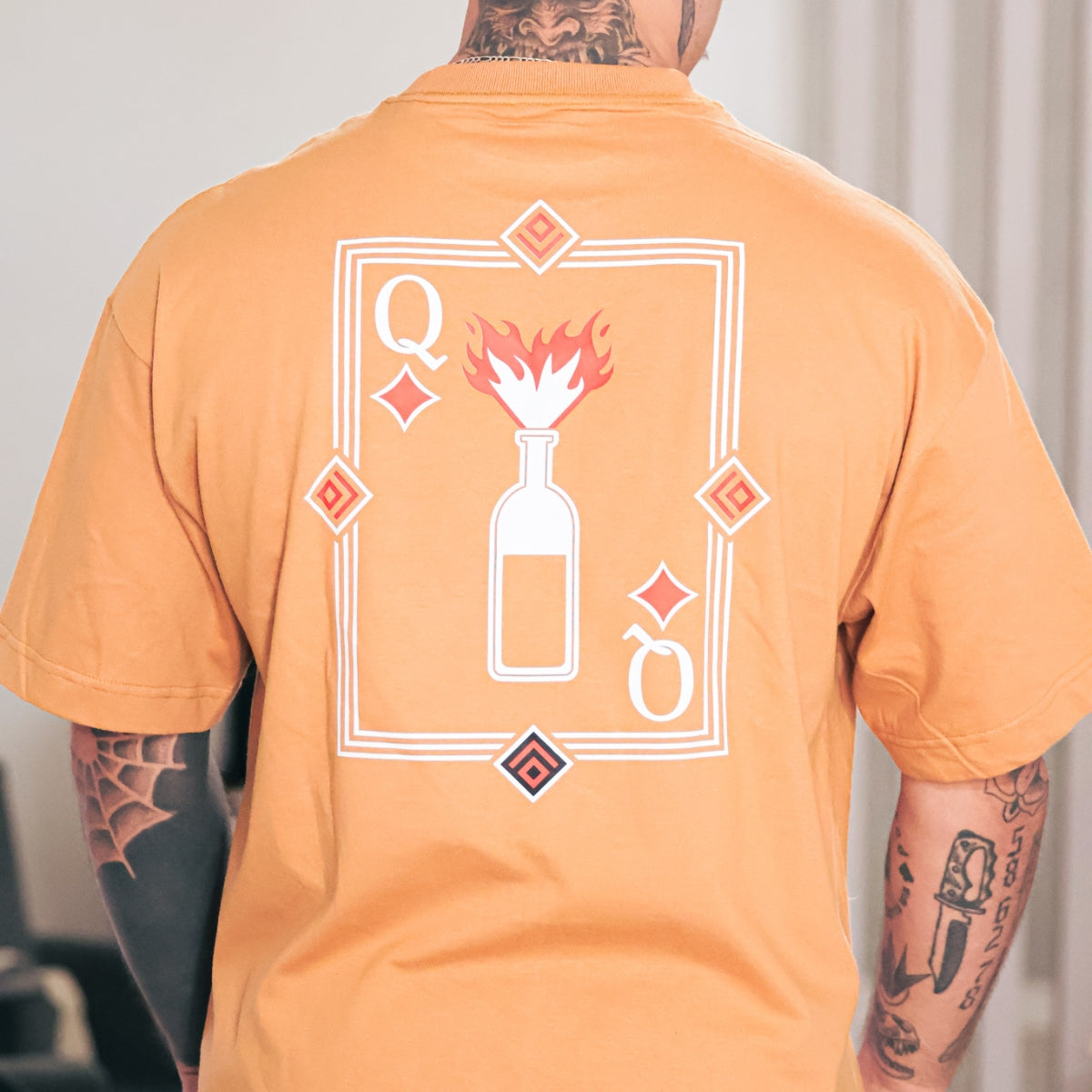 Camiseta Oversized Bege Molotov Quazza Company