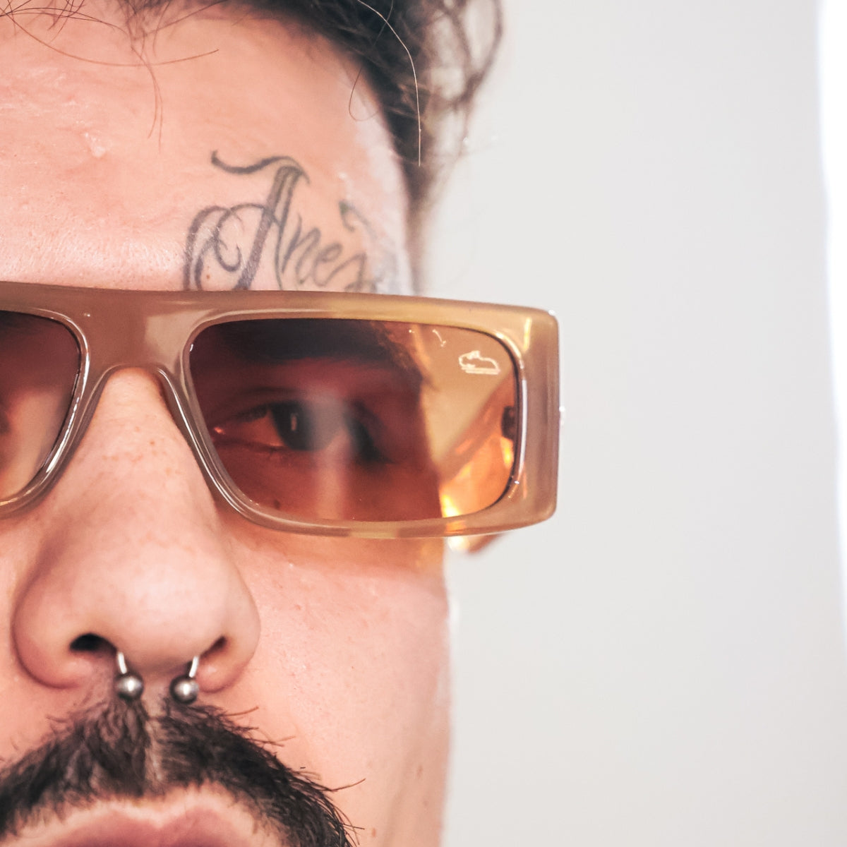 Óculos de Sol Marrom Quazza (Lentes UV400)